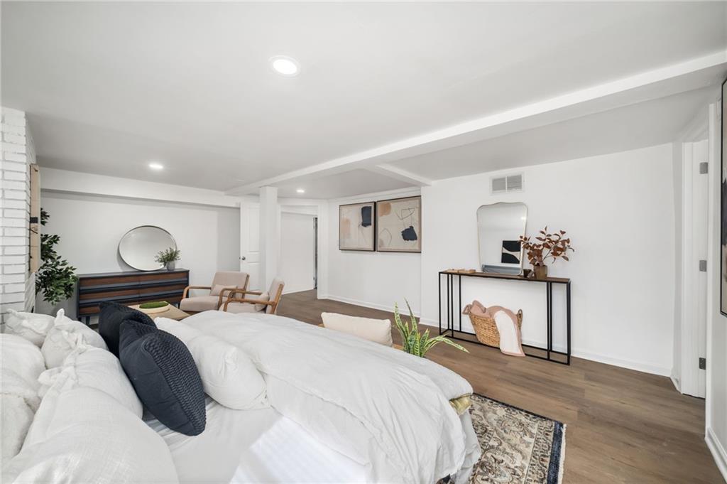 108 Burbank Drive SW