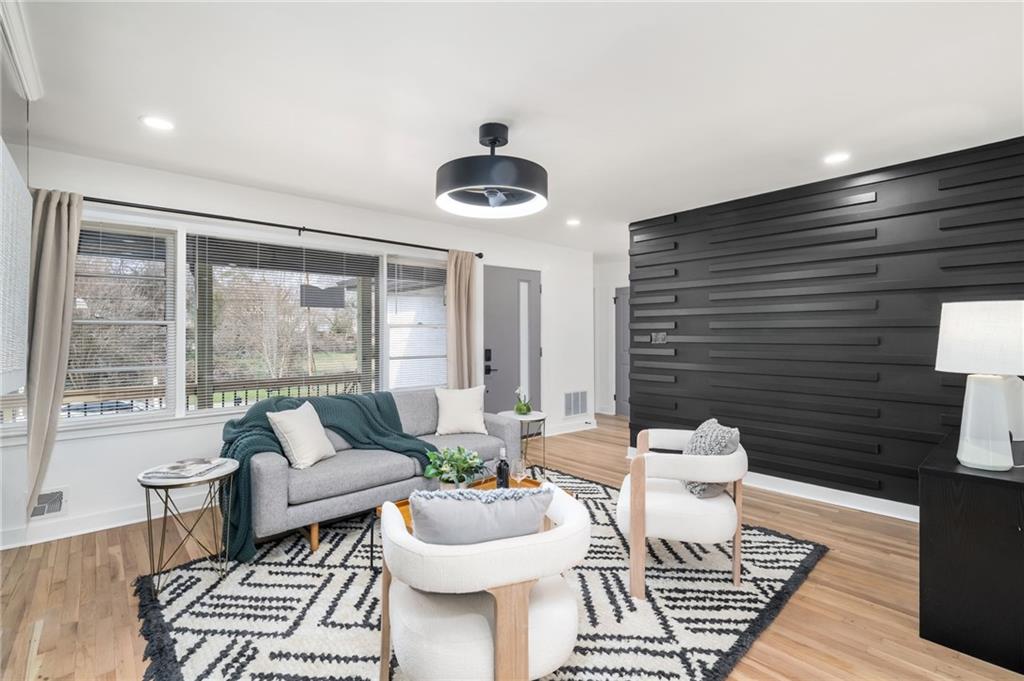 108 Burbank Drive SW