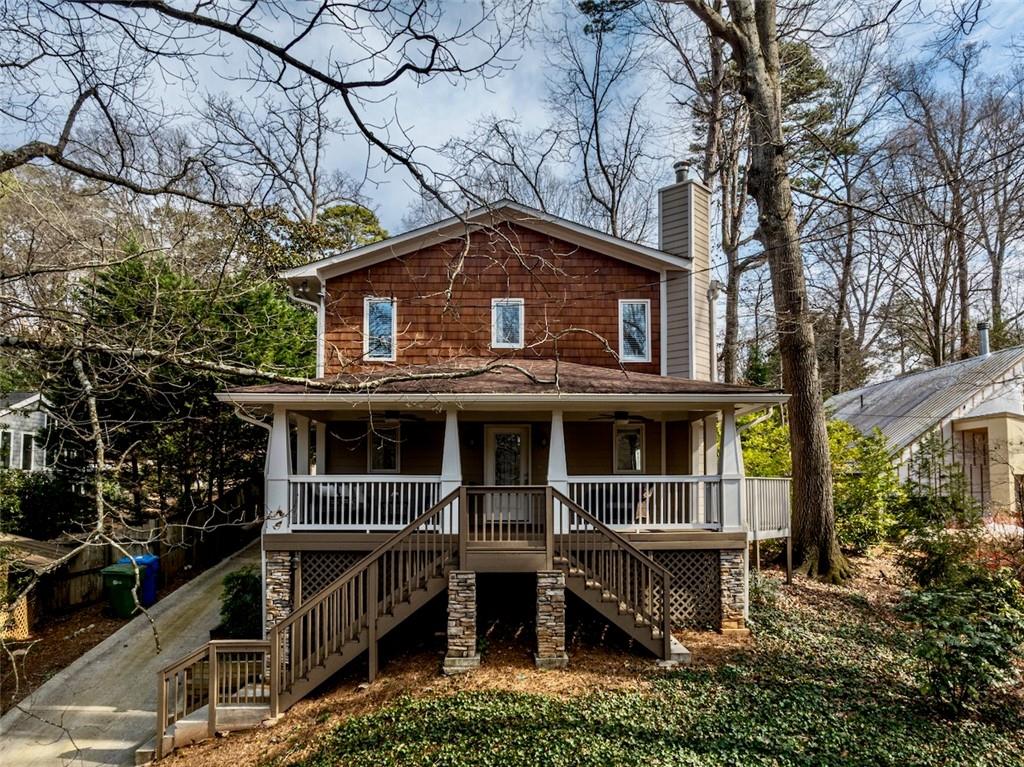 443 Lakeshore Drive NE