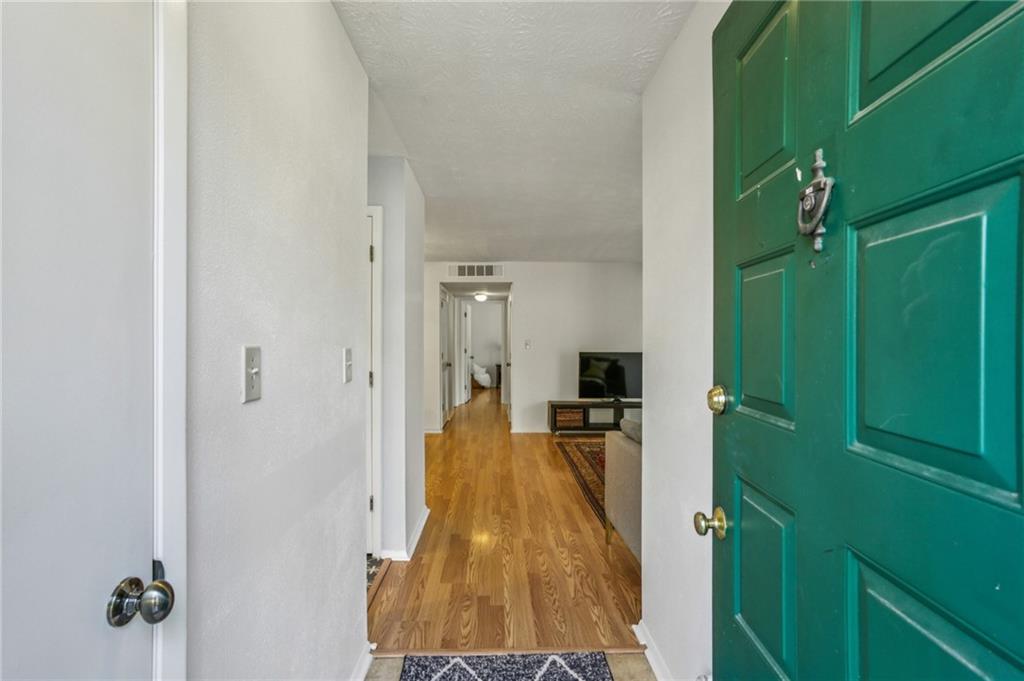 3873 Cedar Circle