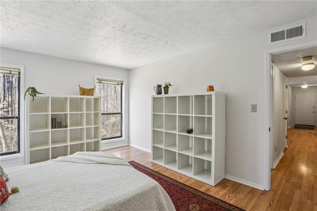 3873 Cedar Circle