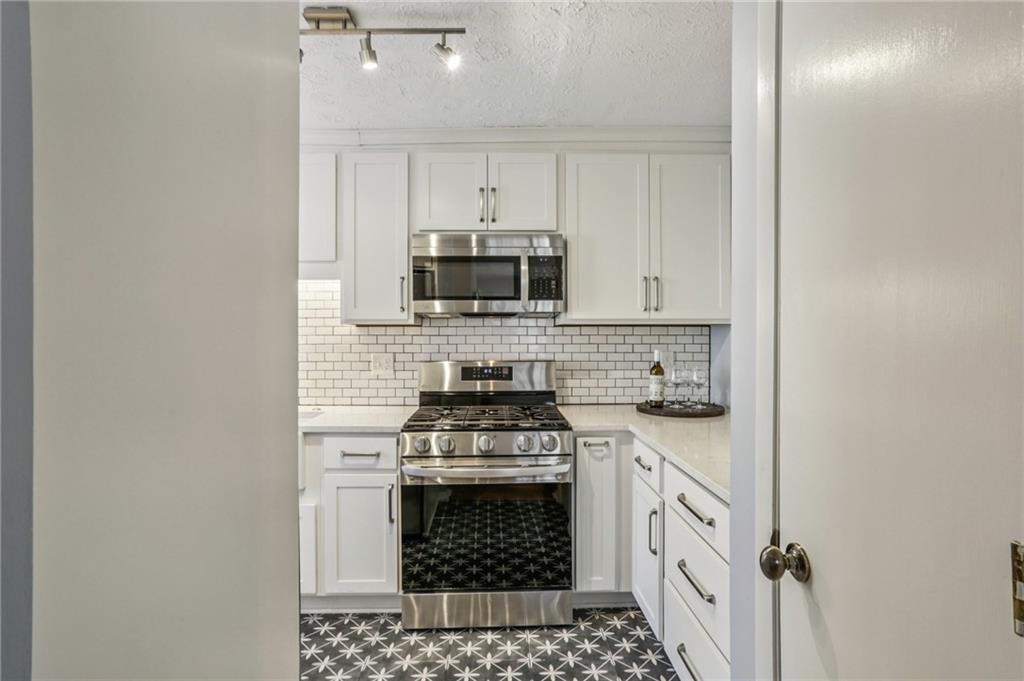 3873 Cedar Circle
