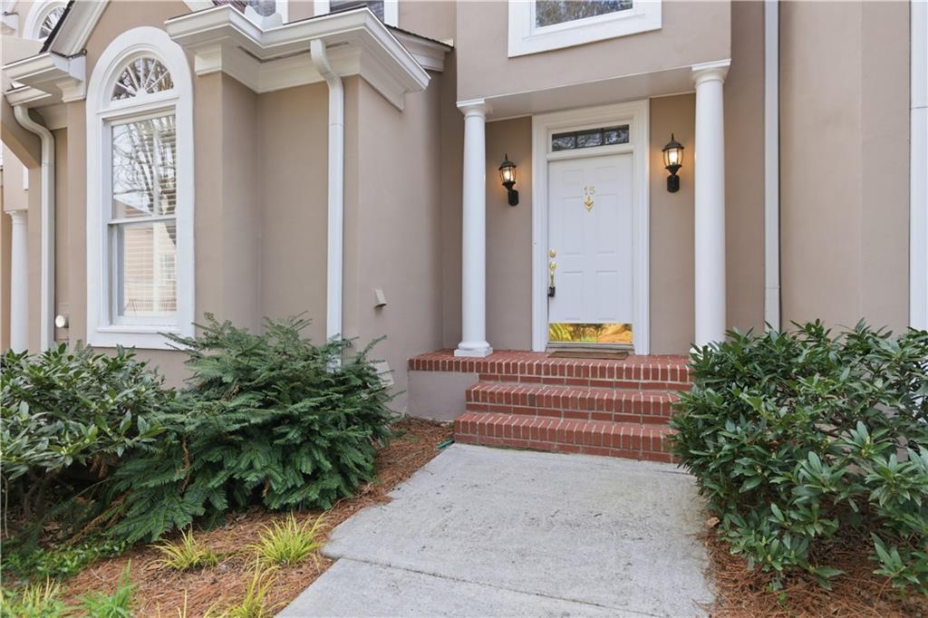 15 Lullwater Estate NE