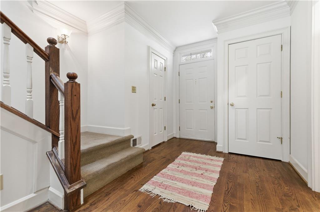 15 Lullwater Estate NE