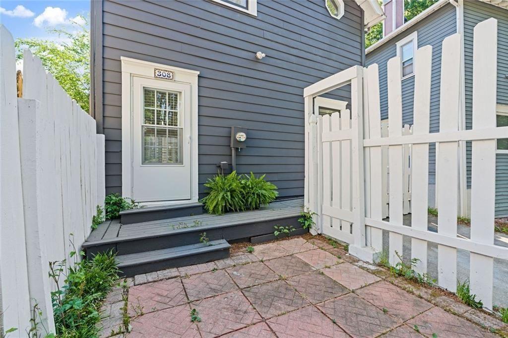 308 Glenwood Avenue SE