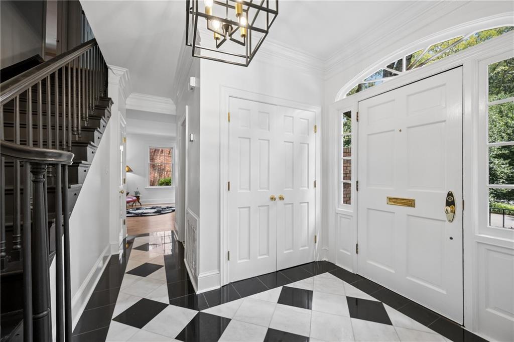 19 Lullwater Place NE Unit 19