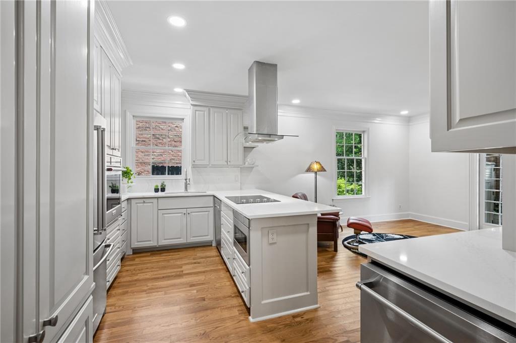 19 Lullwater Place NE Unit 19