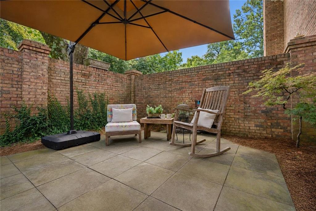 19 Lullwater Place NE Unit 19