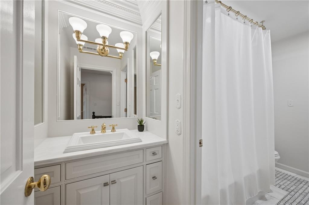 19 Lullwater Place NE Unit 19