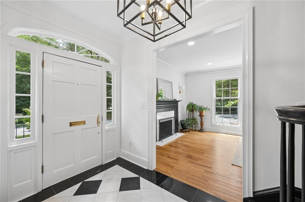 19 Lullwater Place NE Unit 19