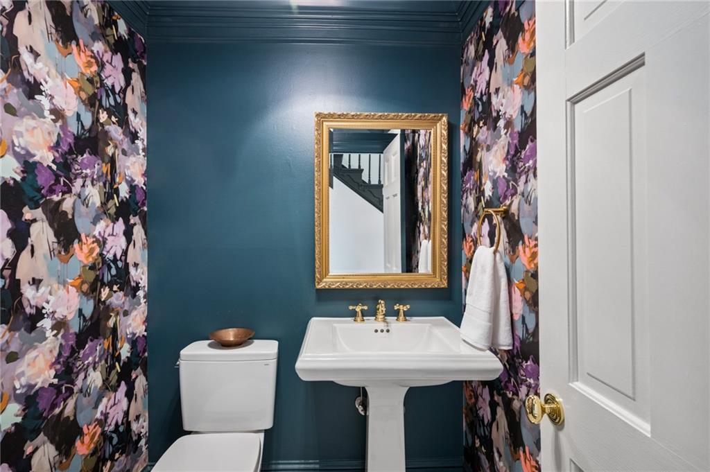 19 Lullwater Place NE Unit 19