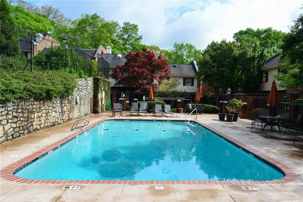 19 Lullwater Place NE Unit 19