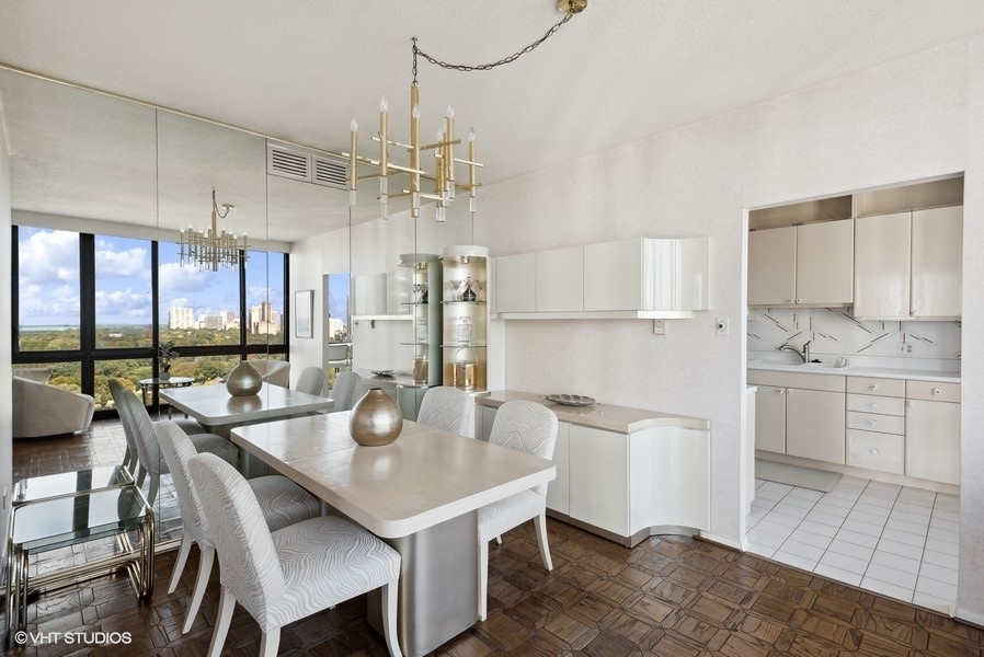 1530 N Dearborn Parkway Unit: 17N