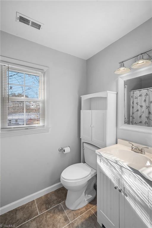 2076 Heidelbury Drive, Winston-Salem