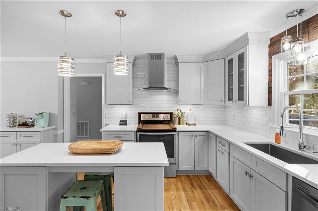 2076 Heidelbury Drive, Winston-Salem