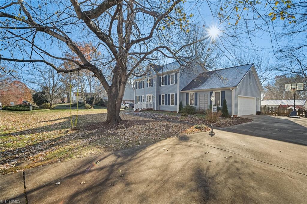 2076 Heidelbury Drive, Winston-Salem