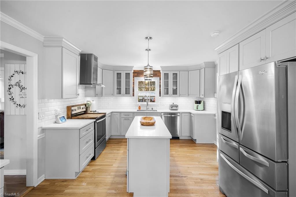 2076 Heidelbury Drive, Winston-Salem