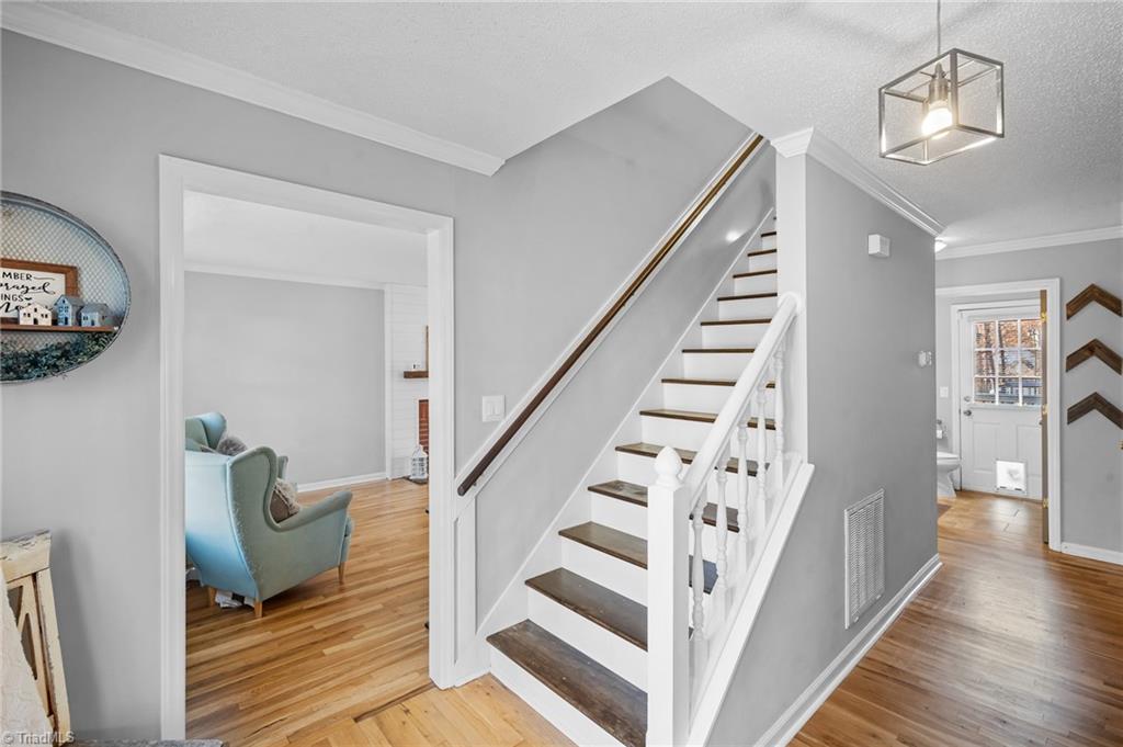 2076 Heidelbury Drive, Winston-Salem