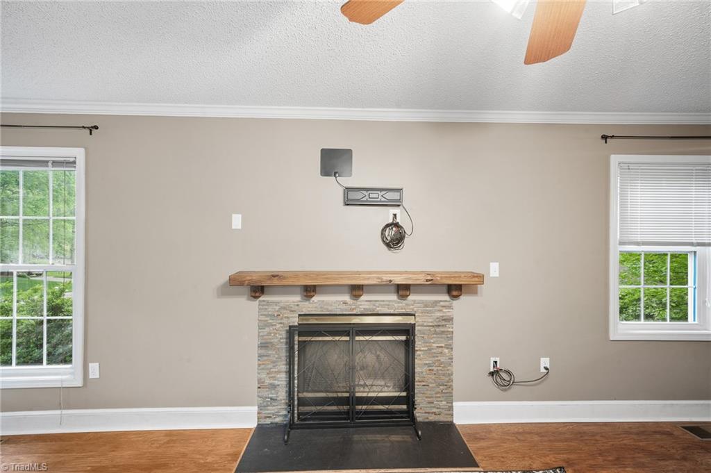 1725 Abbottsford Drive