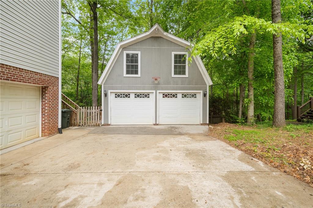 1725 Abbottsford Drive