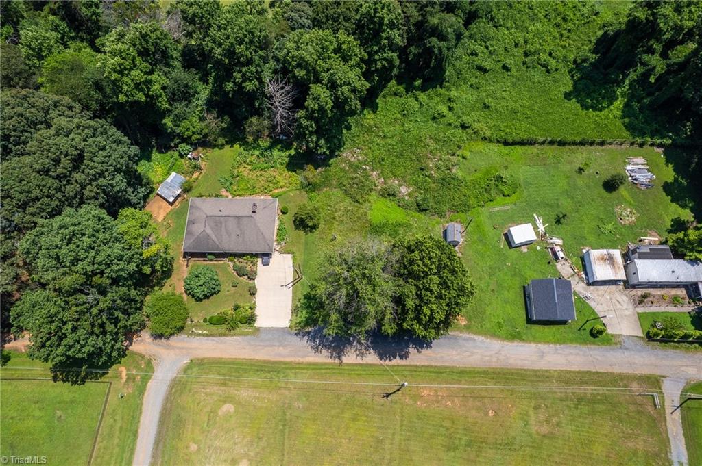 5868 Graham Farm Road, Winston-Salem