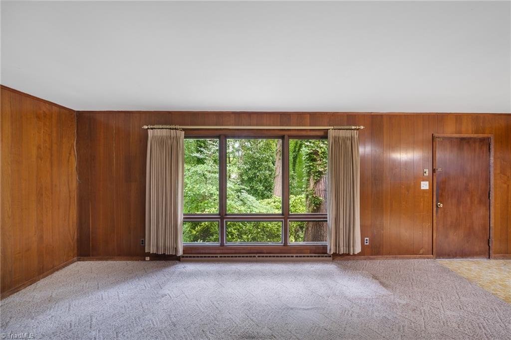 220 Pine Ridge Drive