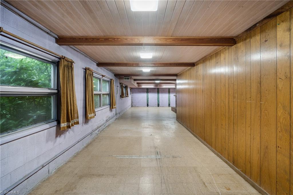 220 Pine Ridge Drive