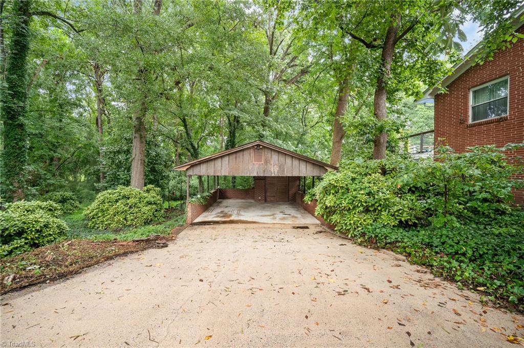 220 Pine Ridge Drive