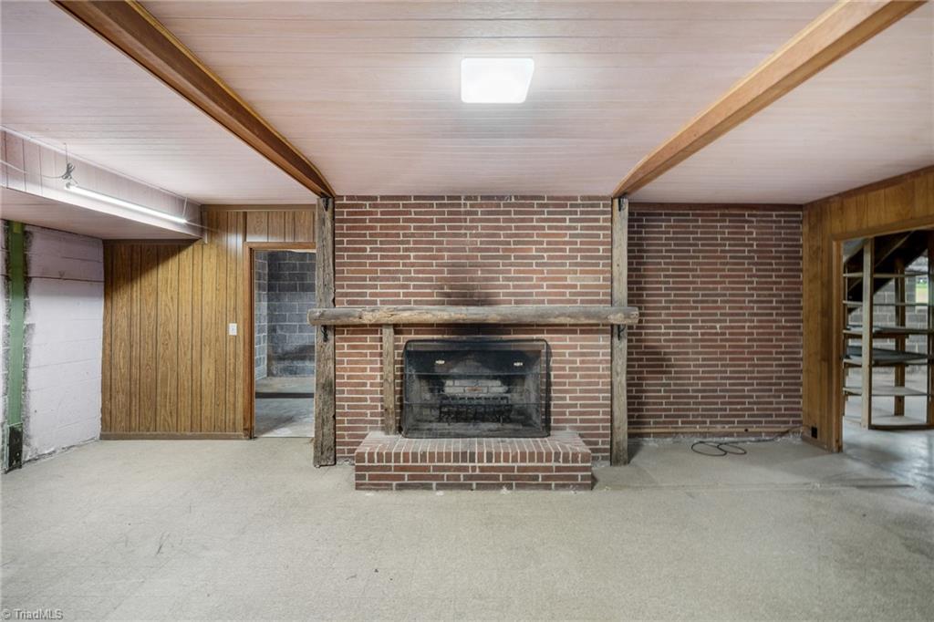 220 Pine Ridge Drive