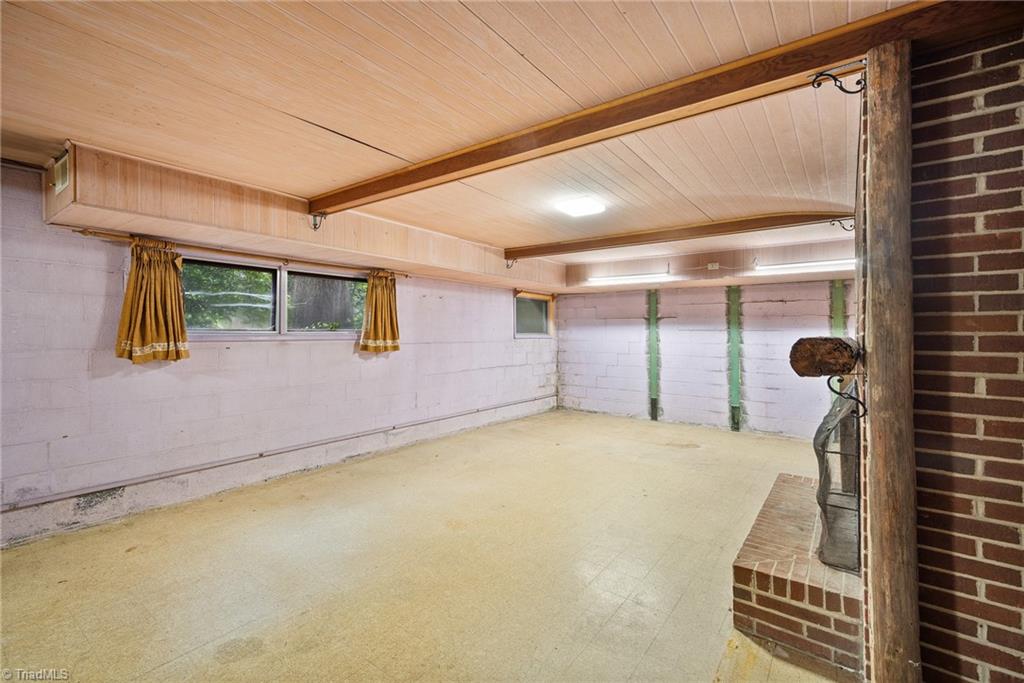 220 Pine Ridge Drive