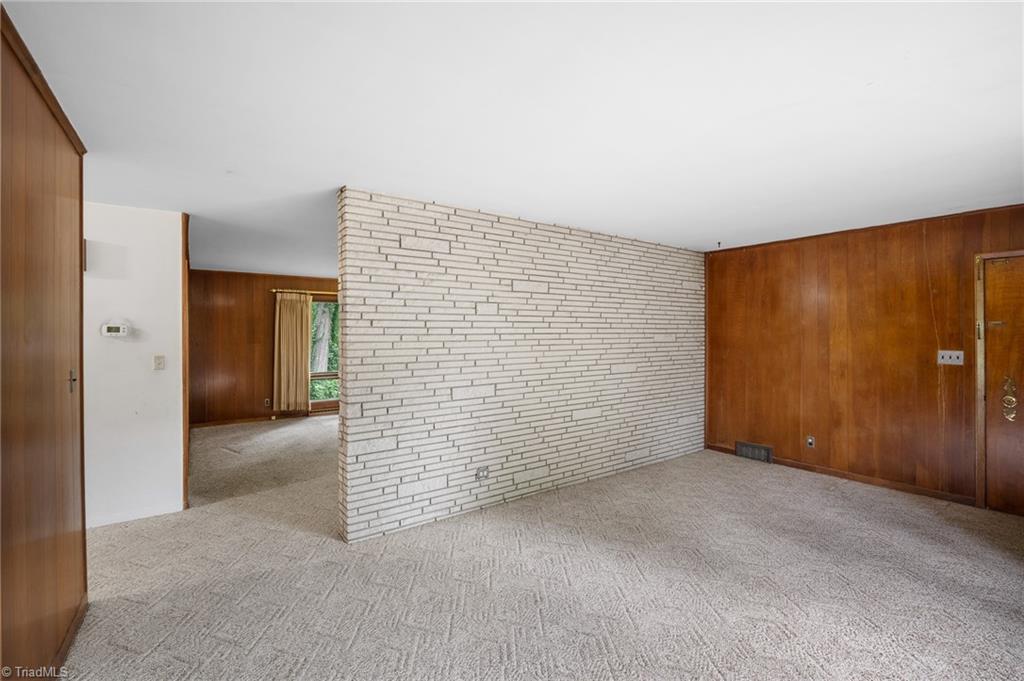 220 Pine Ridge Drive