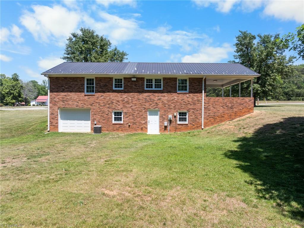 1942 Sardis Church Road