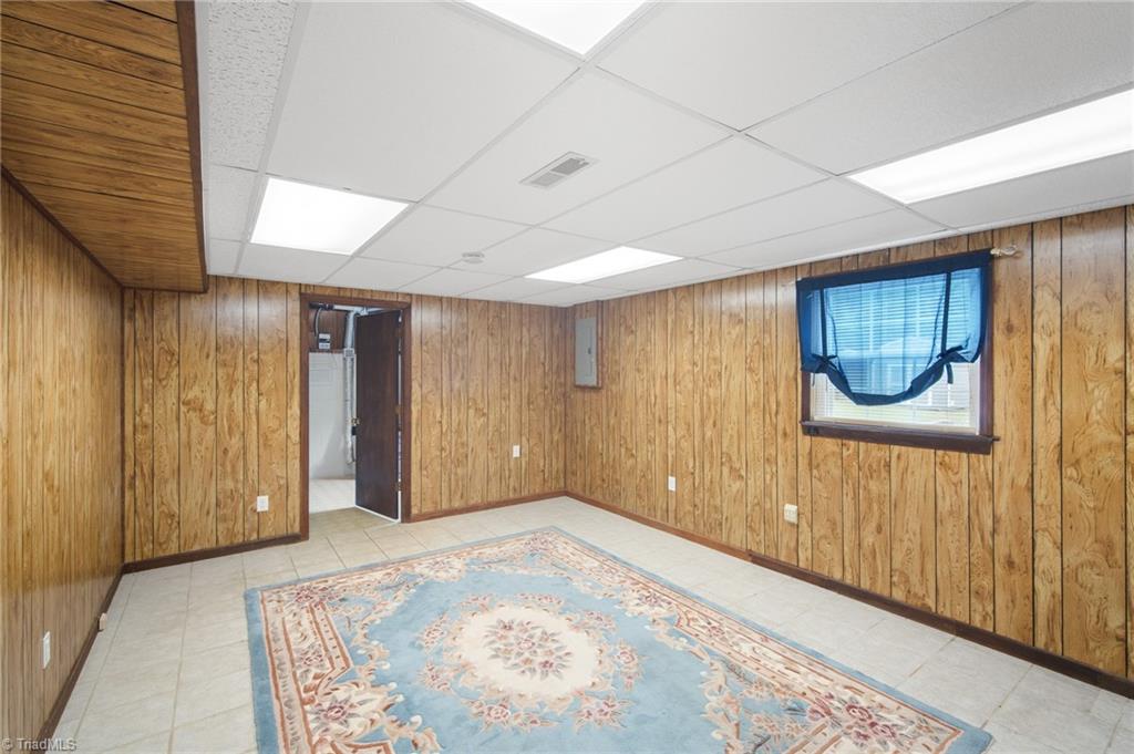 1809 Pope Lane