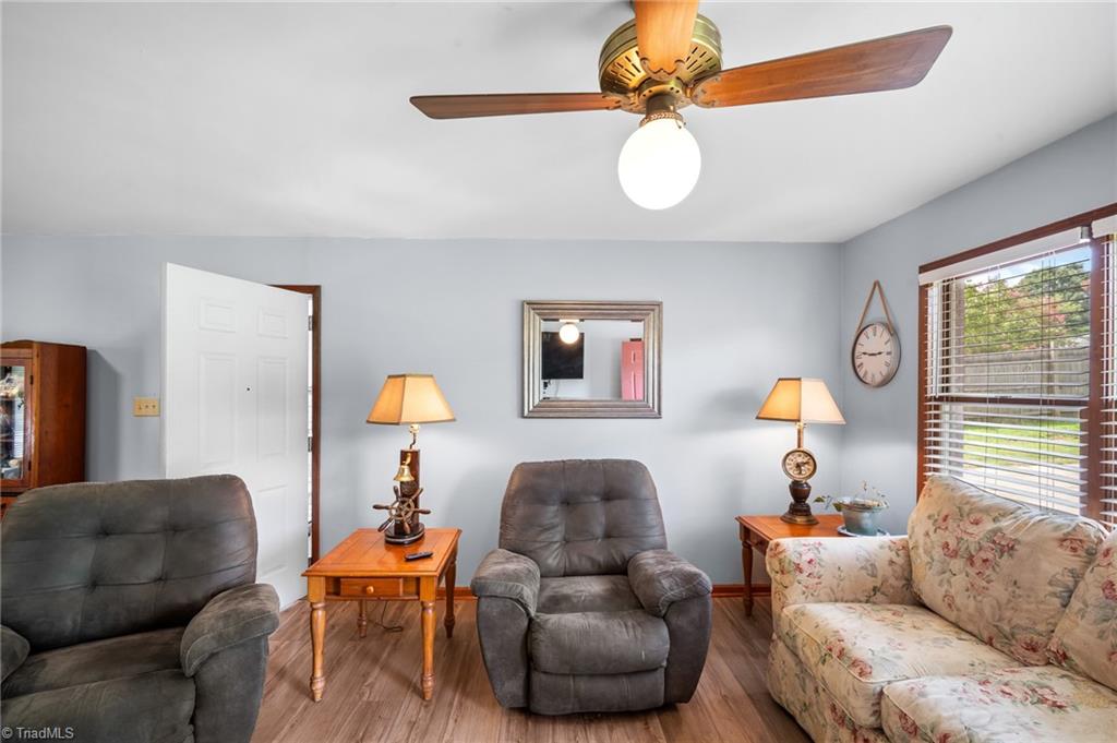 1493 Hartman Road
