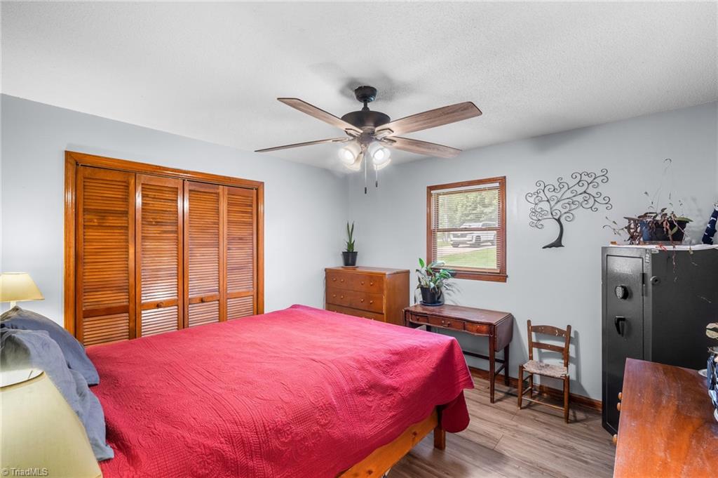 1493 Hartman Road