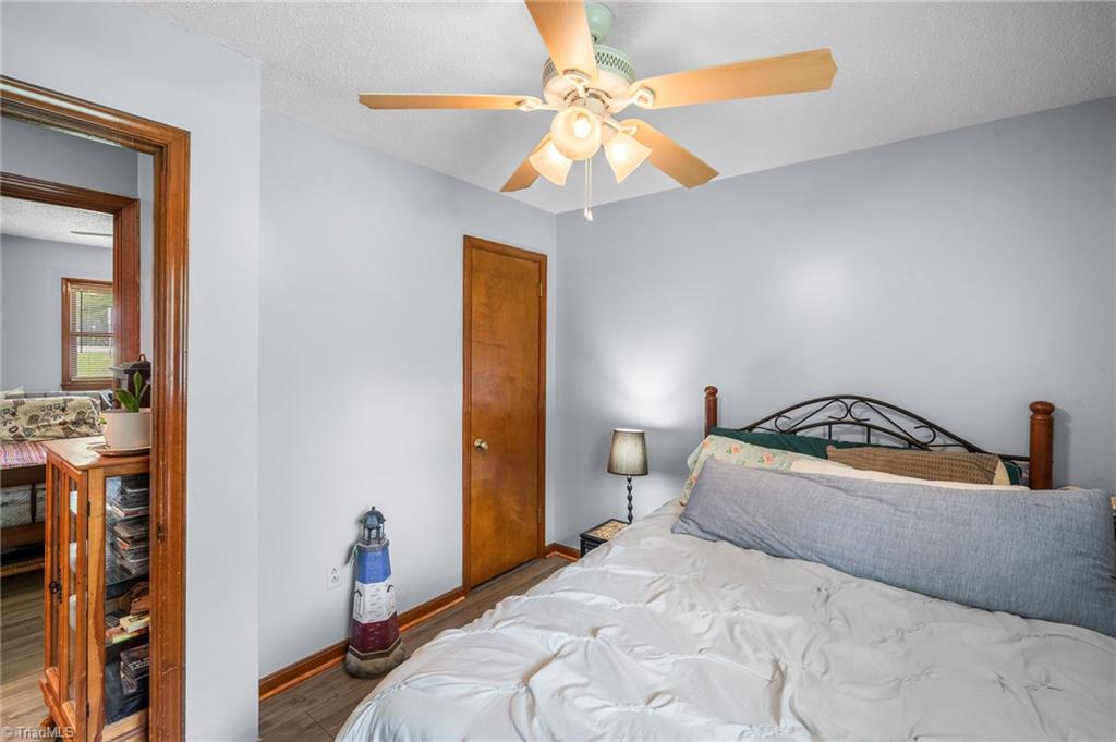1493 Hartman Road