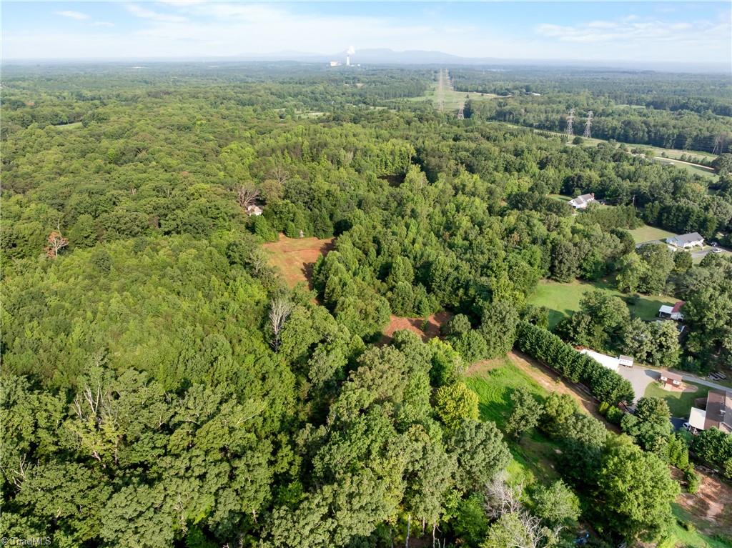 9033 Ellisboro Road