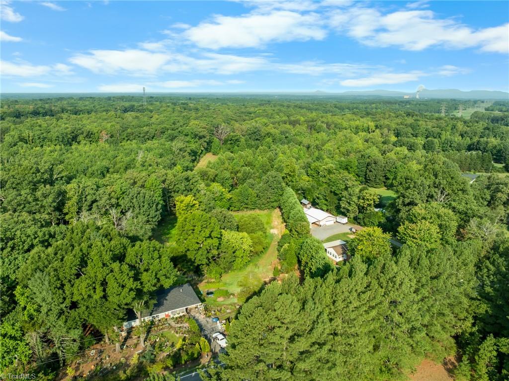 9033 Ellisboro Road