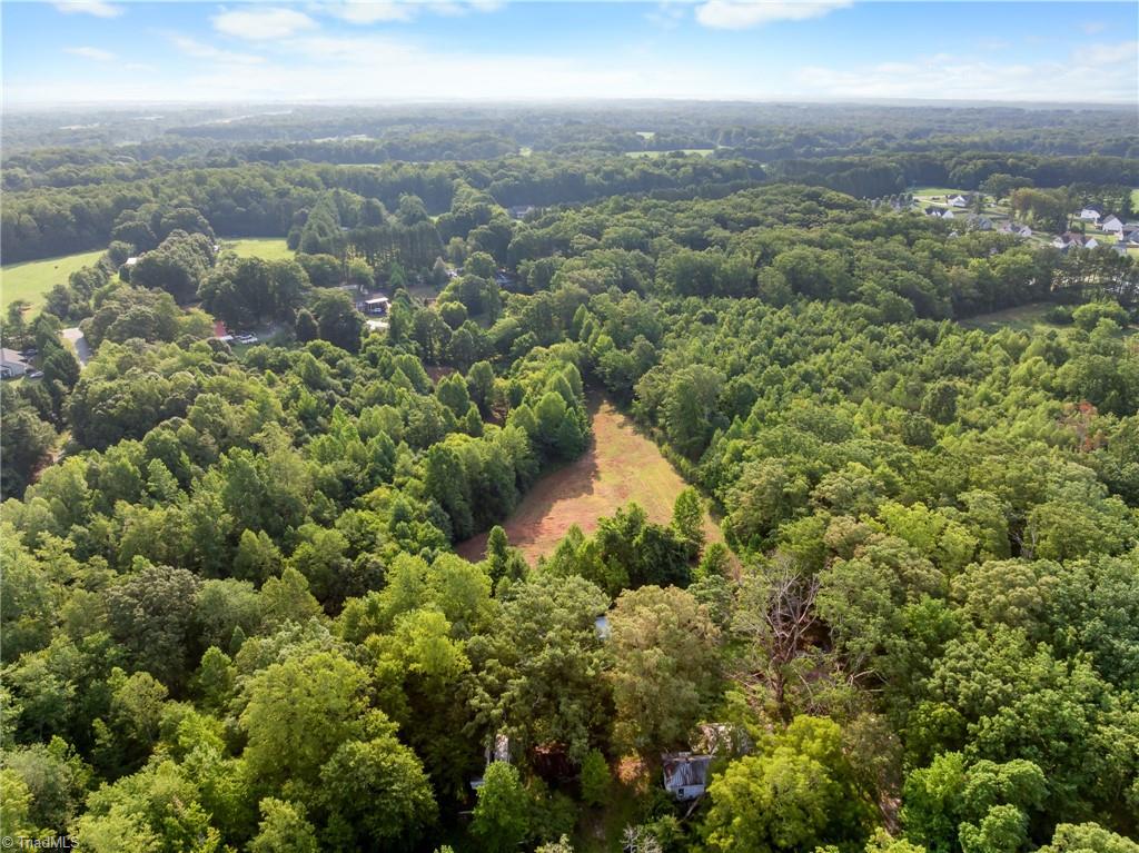 9033 Ellisboro Road