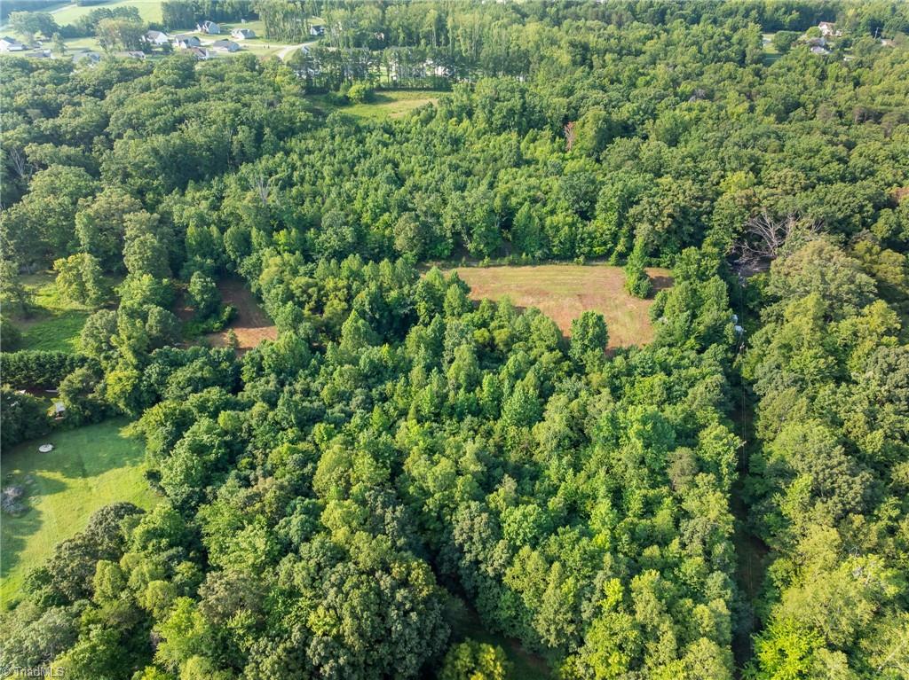 9033 Ellisboro Road
