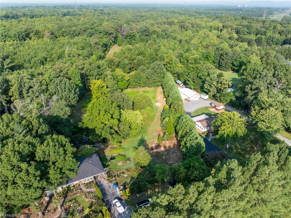 9033 Ellisboro Road