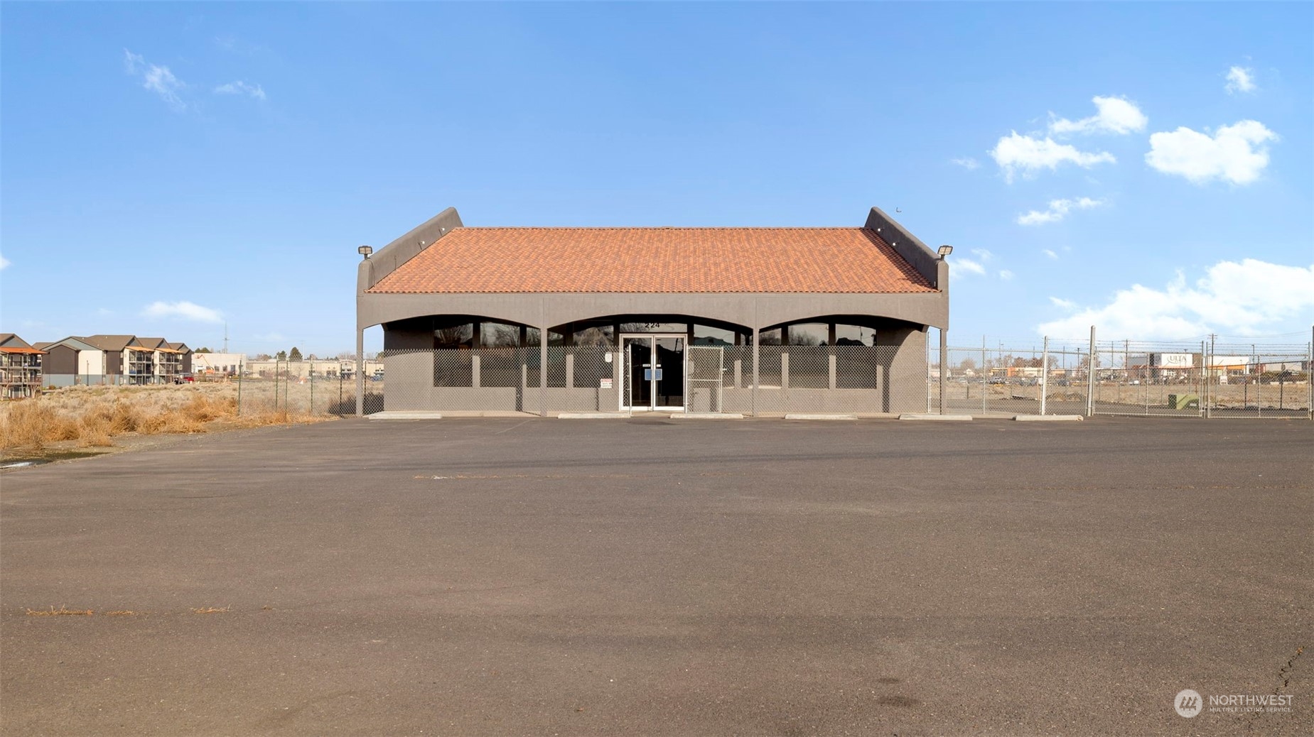 224 W Valley Road