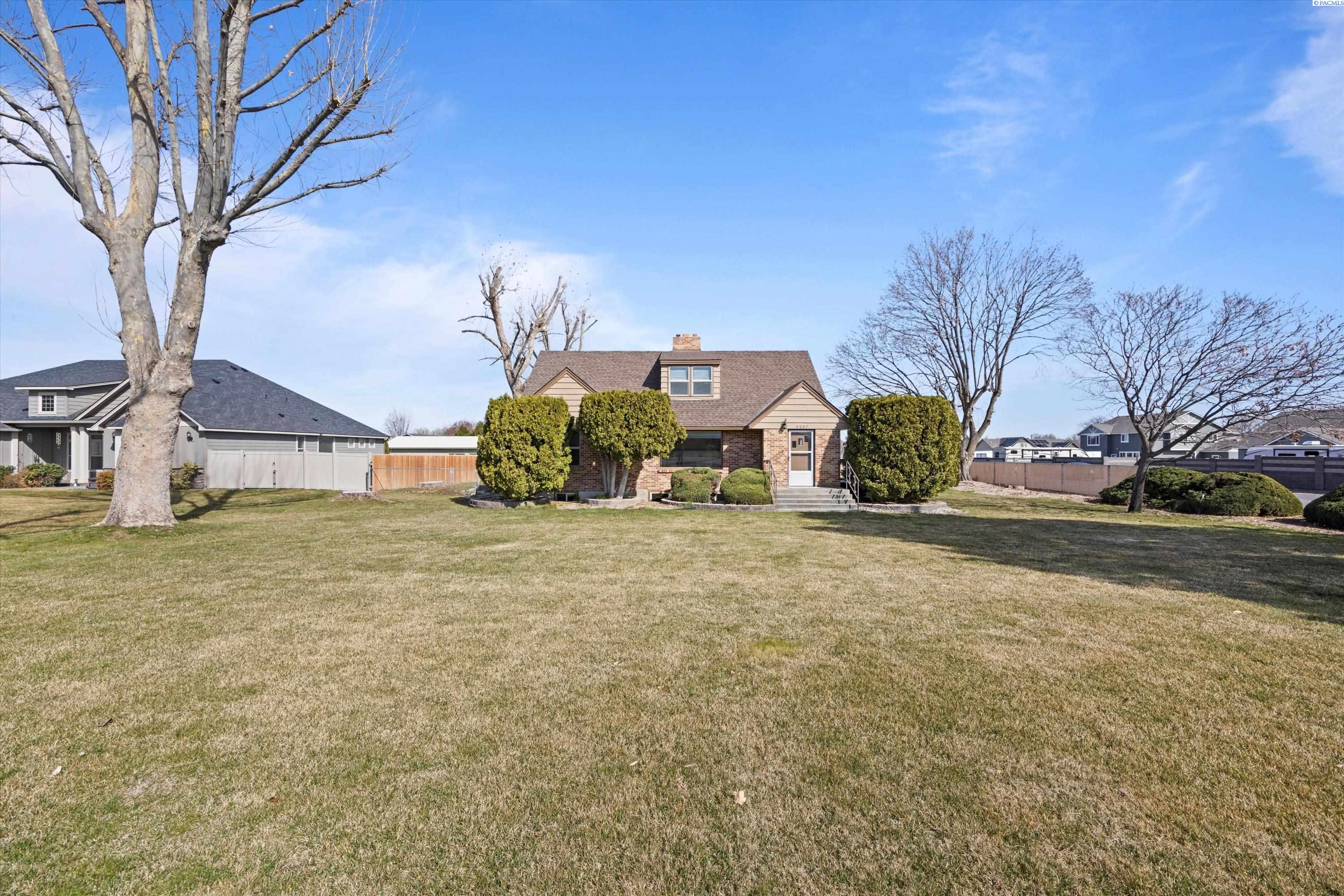 6007 W Court