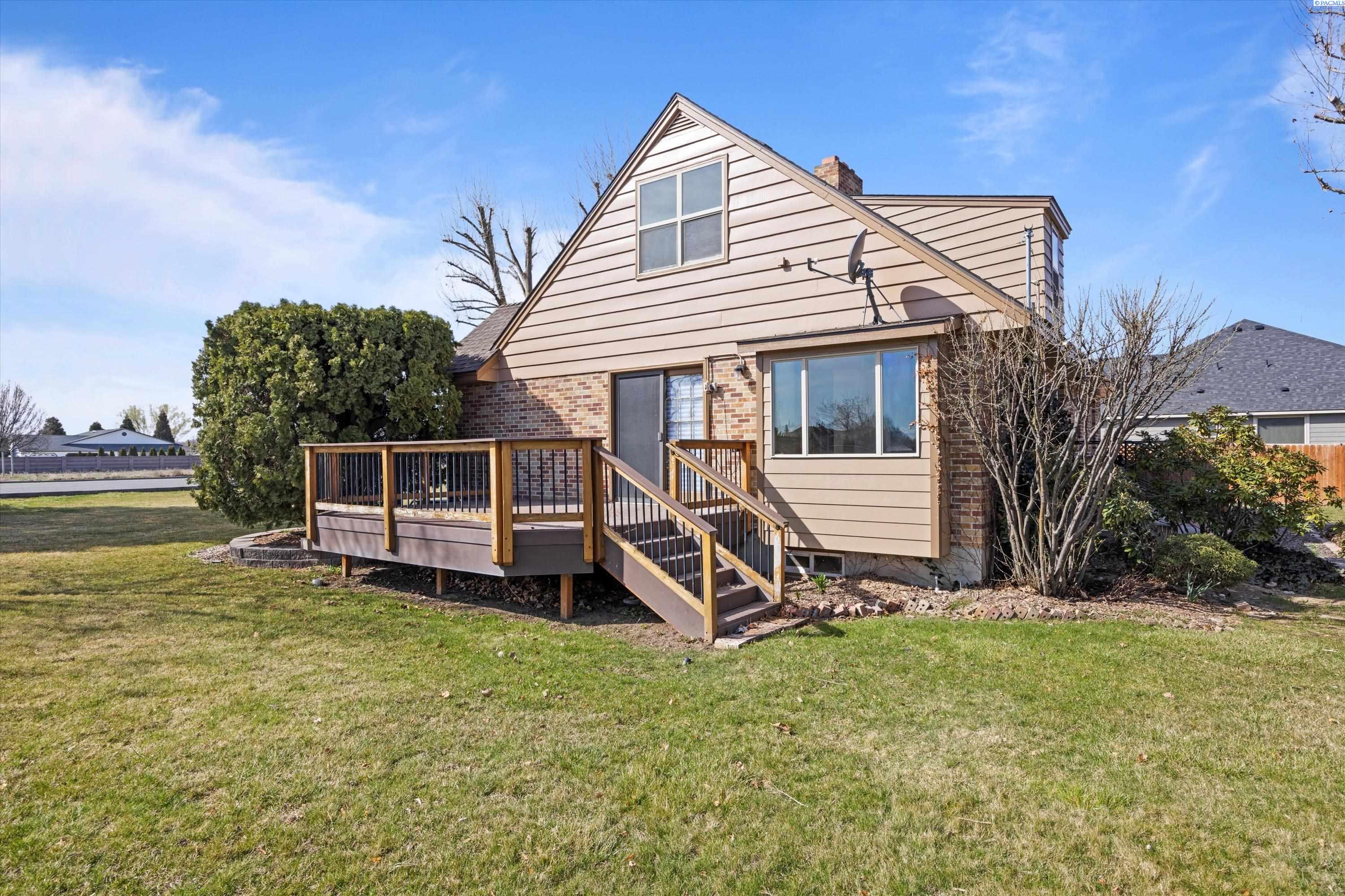 6007 W Court