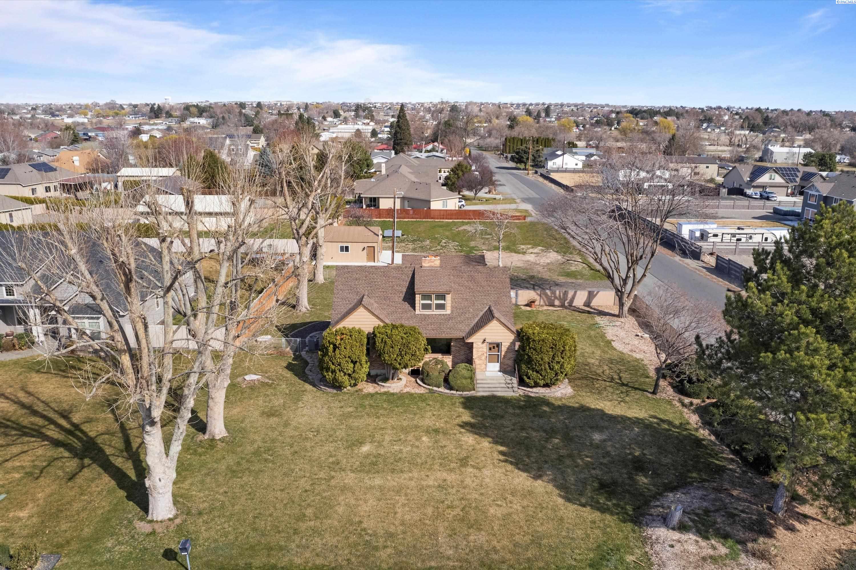 6007 W Court