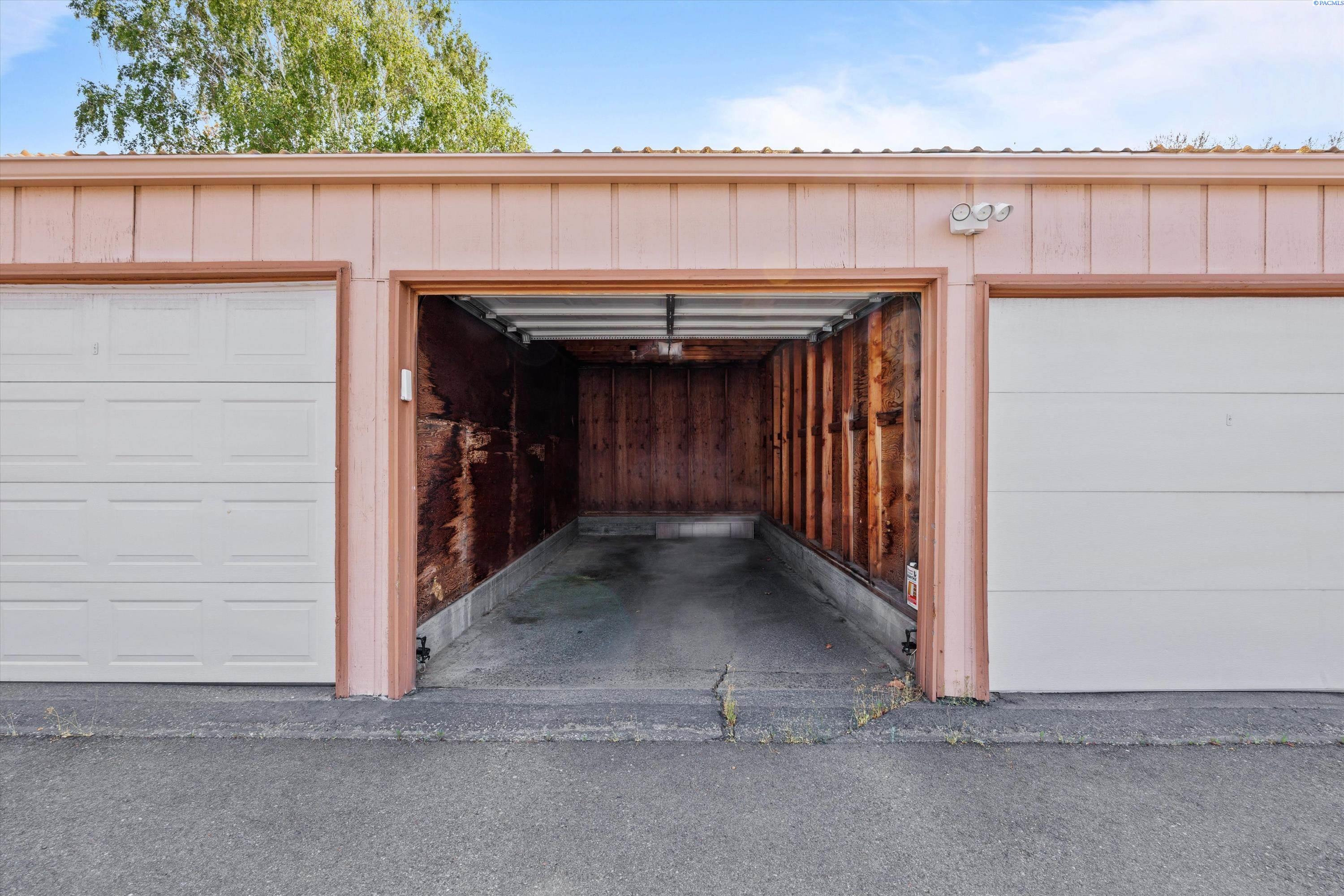 3121 W Hood Ave Unit: H205