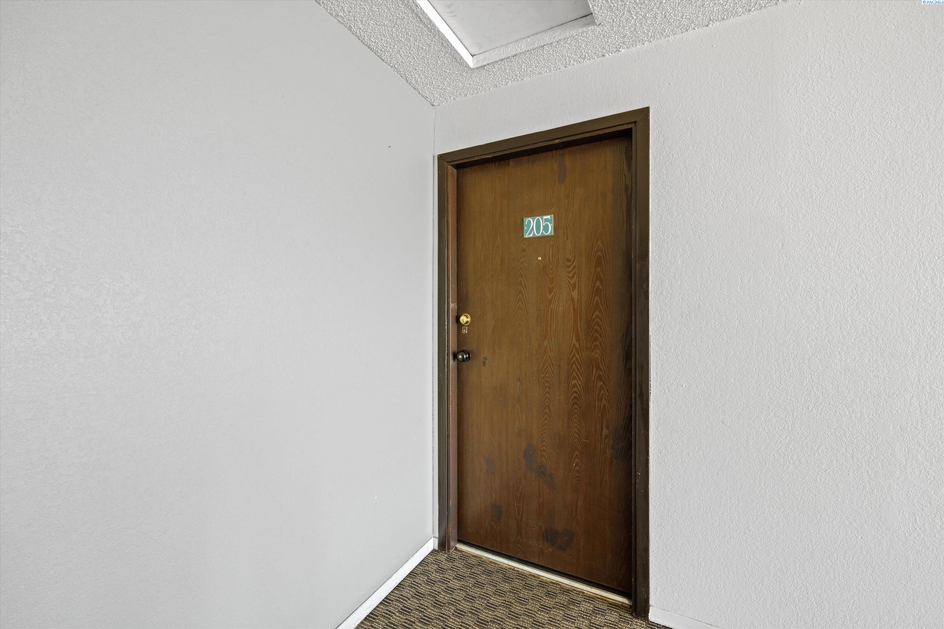 3121 W Hood Ave Unit: H205