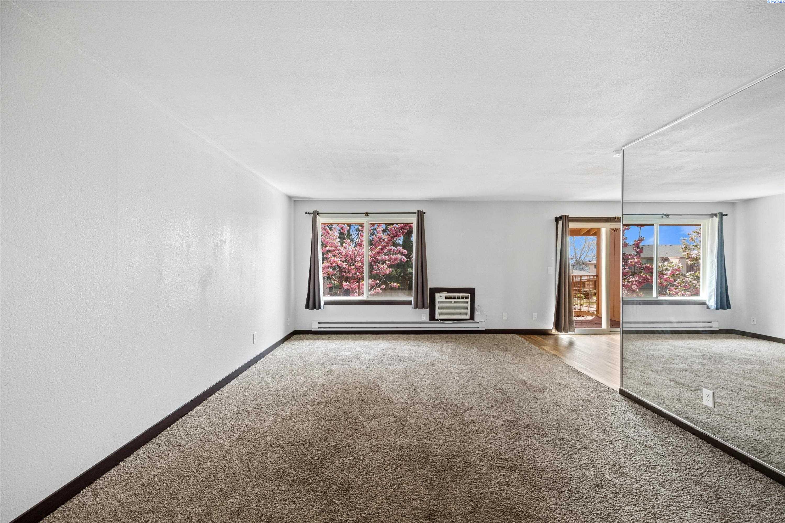 3121 W Hood Ave Unit: H205