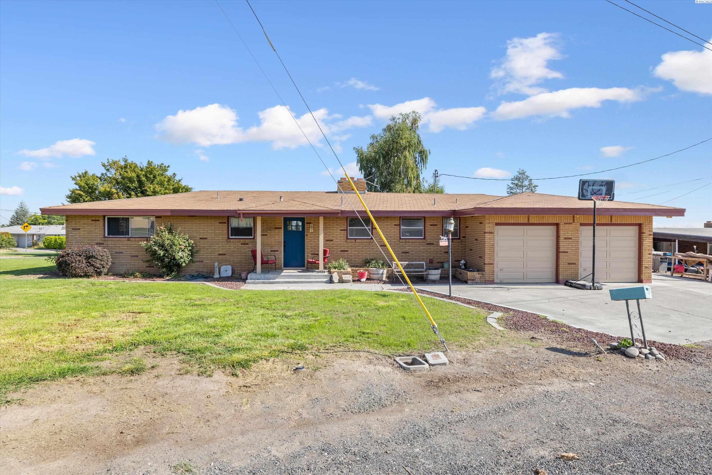 324 W 27th Ave