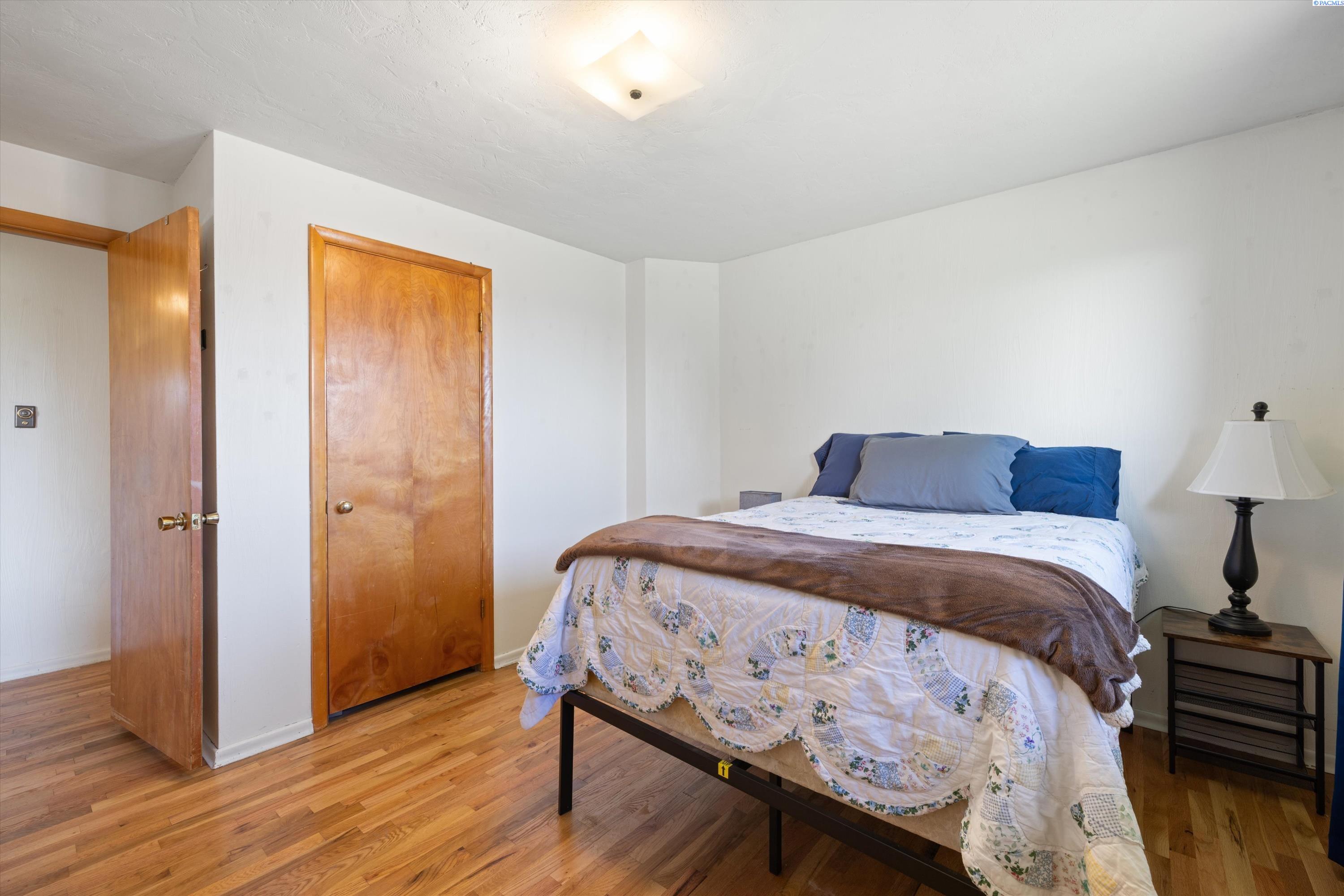 324 W 27th Ave